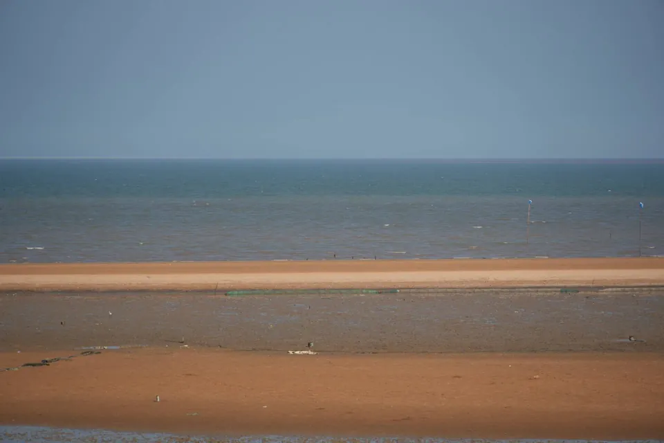 Exposed sandbar at low tide off Liandao